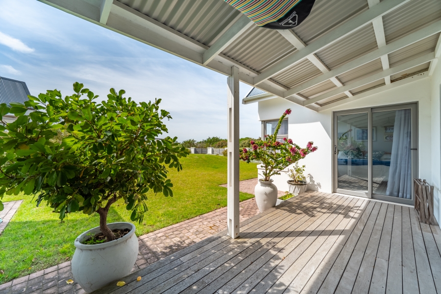 3 Bedroom Property for Sale in St Francis Links Eastern Cape